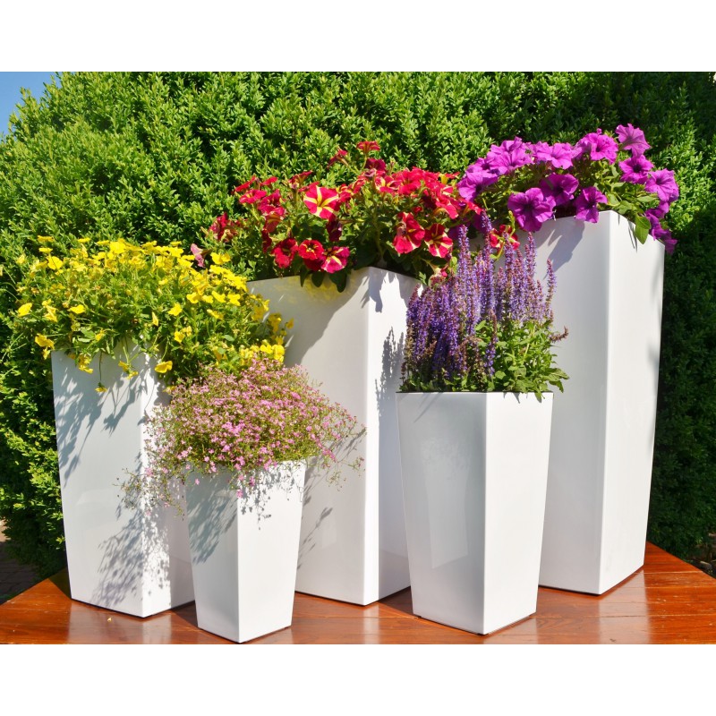 Blumenkubel in Weiss Hochglanz mit Einsatz, Größe XL
