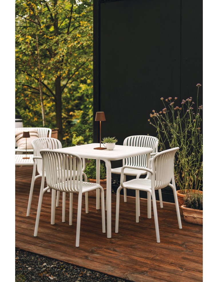 Gartenstuhl mit Lamellen, stapelbar – Sandbeige | Töpferkönig
