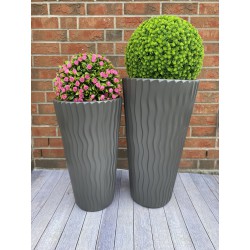 Blumenkübel mit Effekt 3D - Wellen Slim in Grau mit Einsatz, XXL (DxH): 33,5 cm x 61 cm