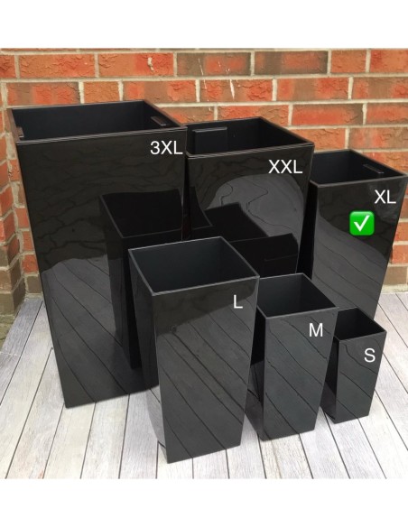 Blumenkübel eckig XL hoch 29 × 29 × 57 cm Hochglanz mit Bewässerungssystem, 40 L – Schwarz | Töpferkönig