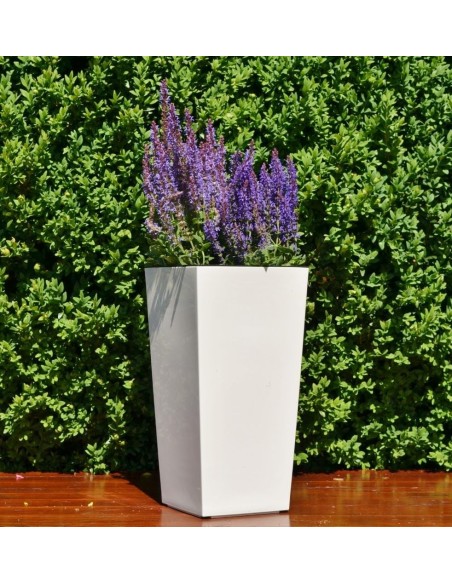 Blumenkübel eckig M hoch 19 × 19 × 36 cm Hochglanz, 11 L – Creme | Töpferkönig