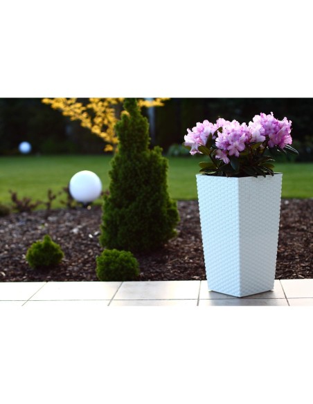Blumenkübel eckig Rattan-Optik M hoch 19 × 19 × 36 cm, 11 L – Weiß | Töpferkönig